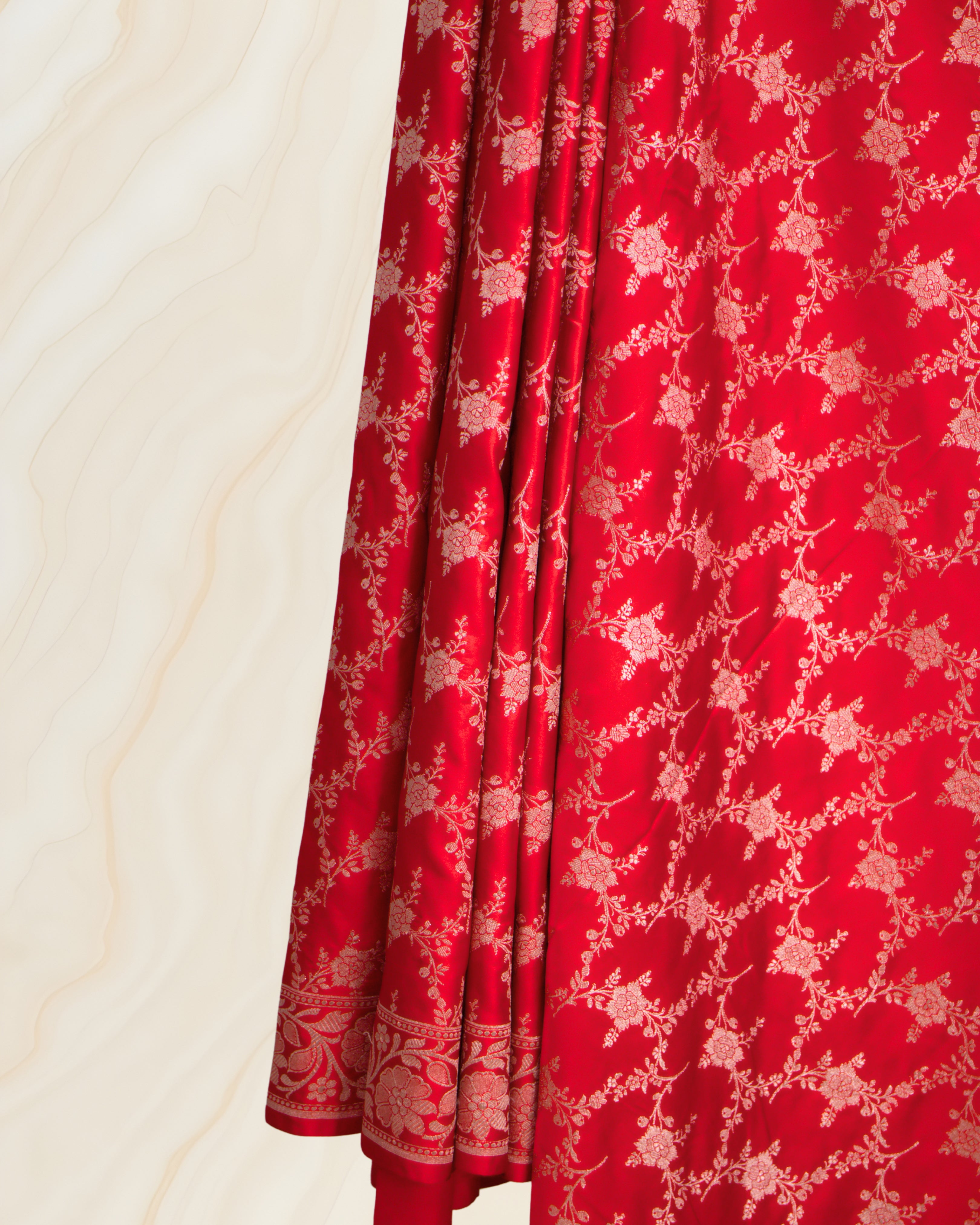 Banarasi Pure Mashroo Silk With Golden Jari Jaal Design