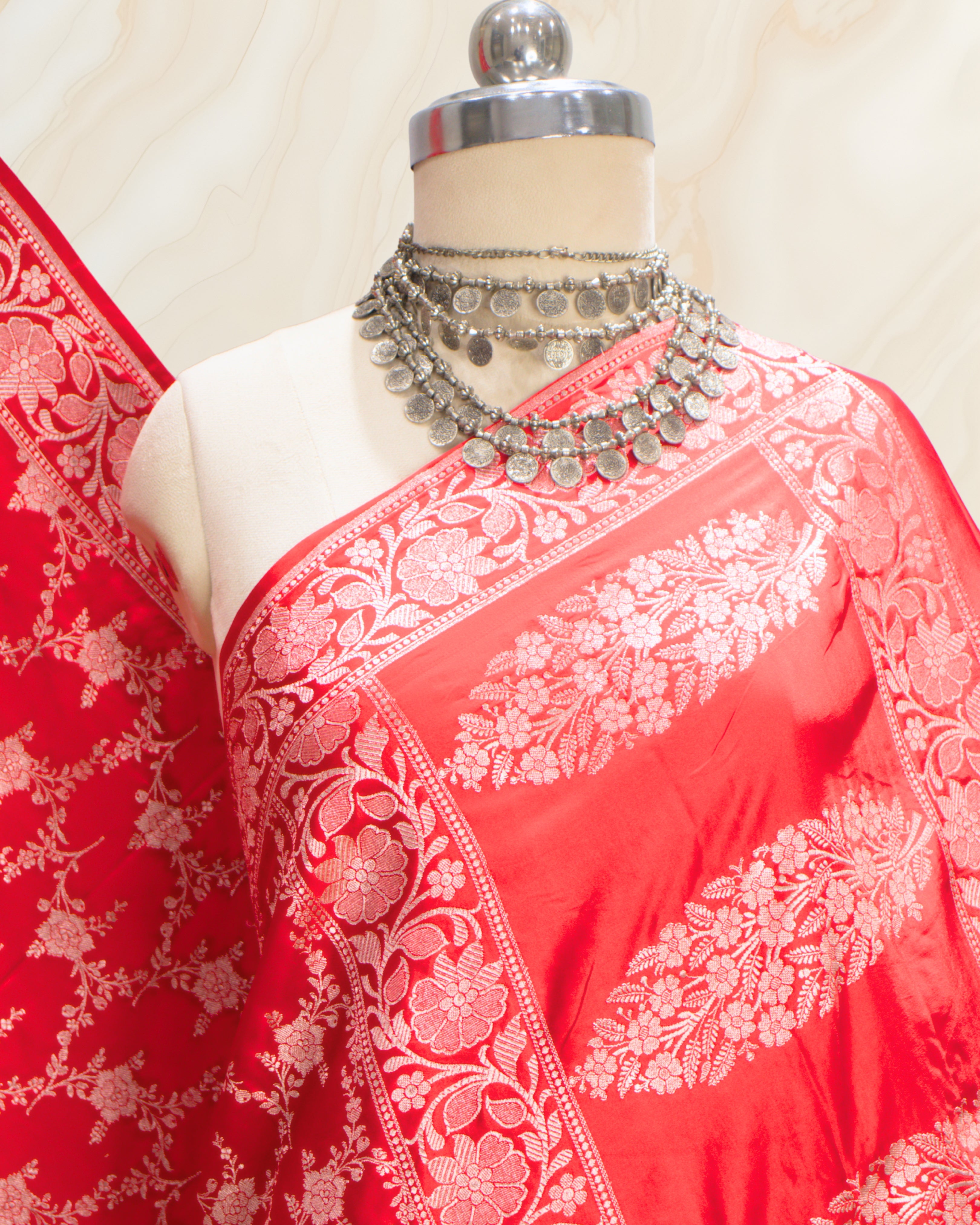 Banarasi Pure Mashroo Silk With Golden Jari Jaal Design