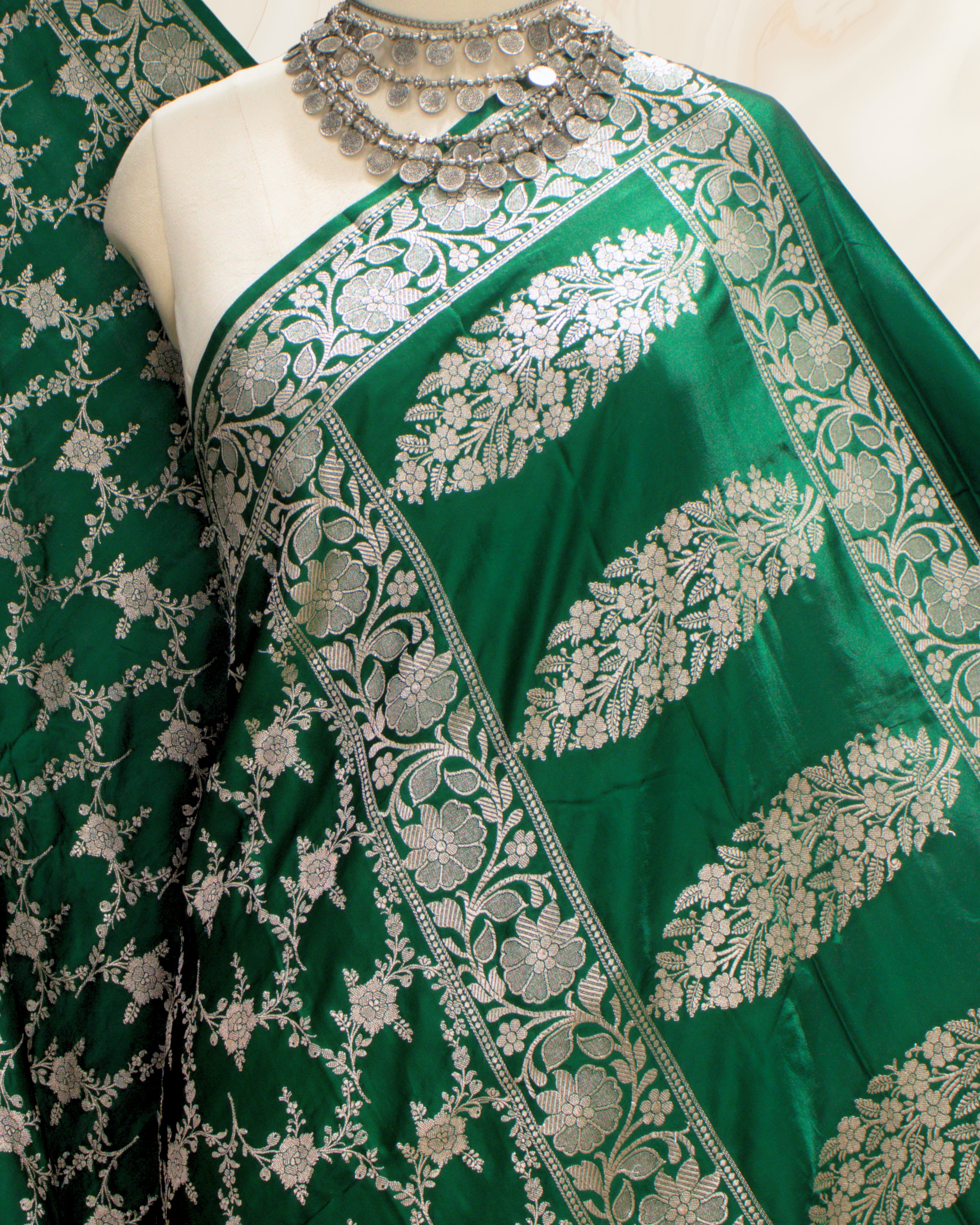 Banarasi Pure Mashroo Silk With Golden Jari Jaal Design