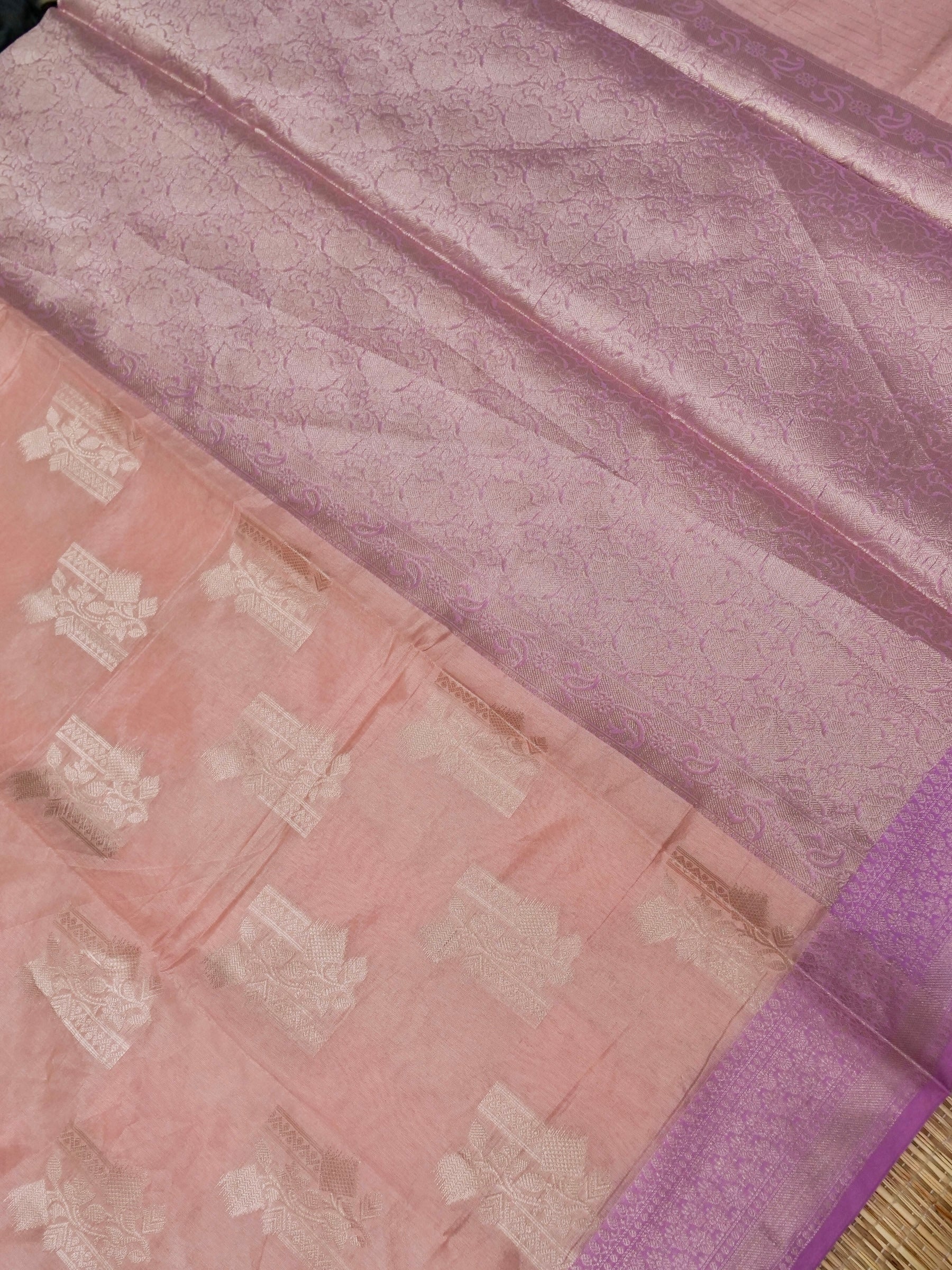 Banarasi tassar silk allover jari Buta with contrast rich pallu with jacquard Blouse