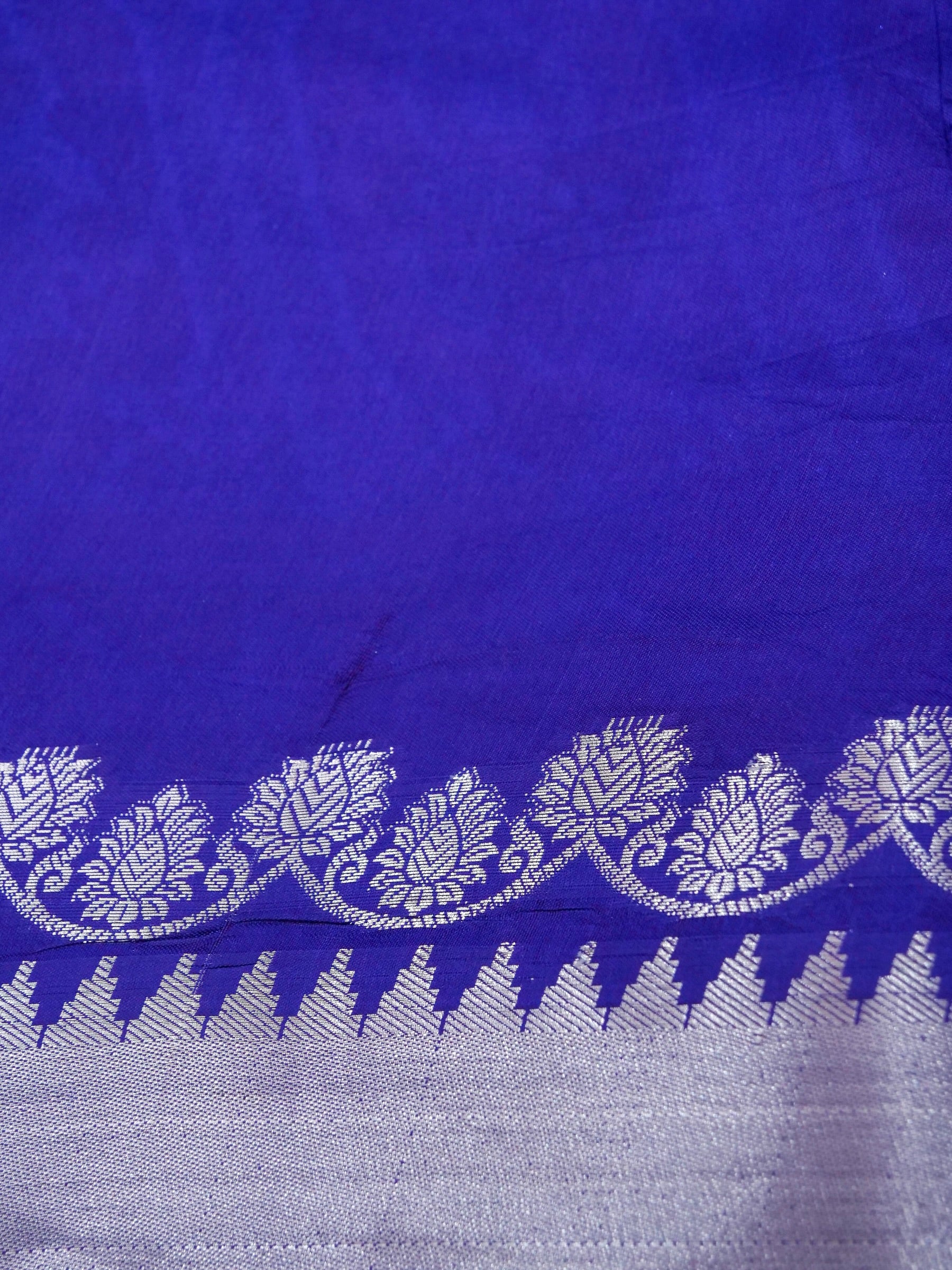 Banarasi pure raw mango silk allover jari box design with Meena With contrast blouse