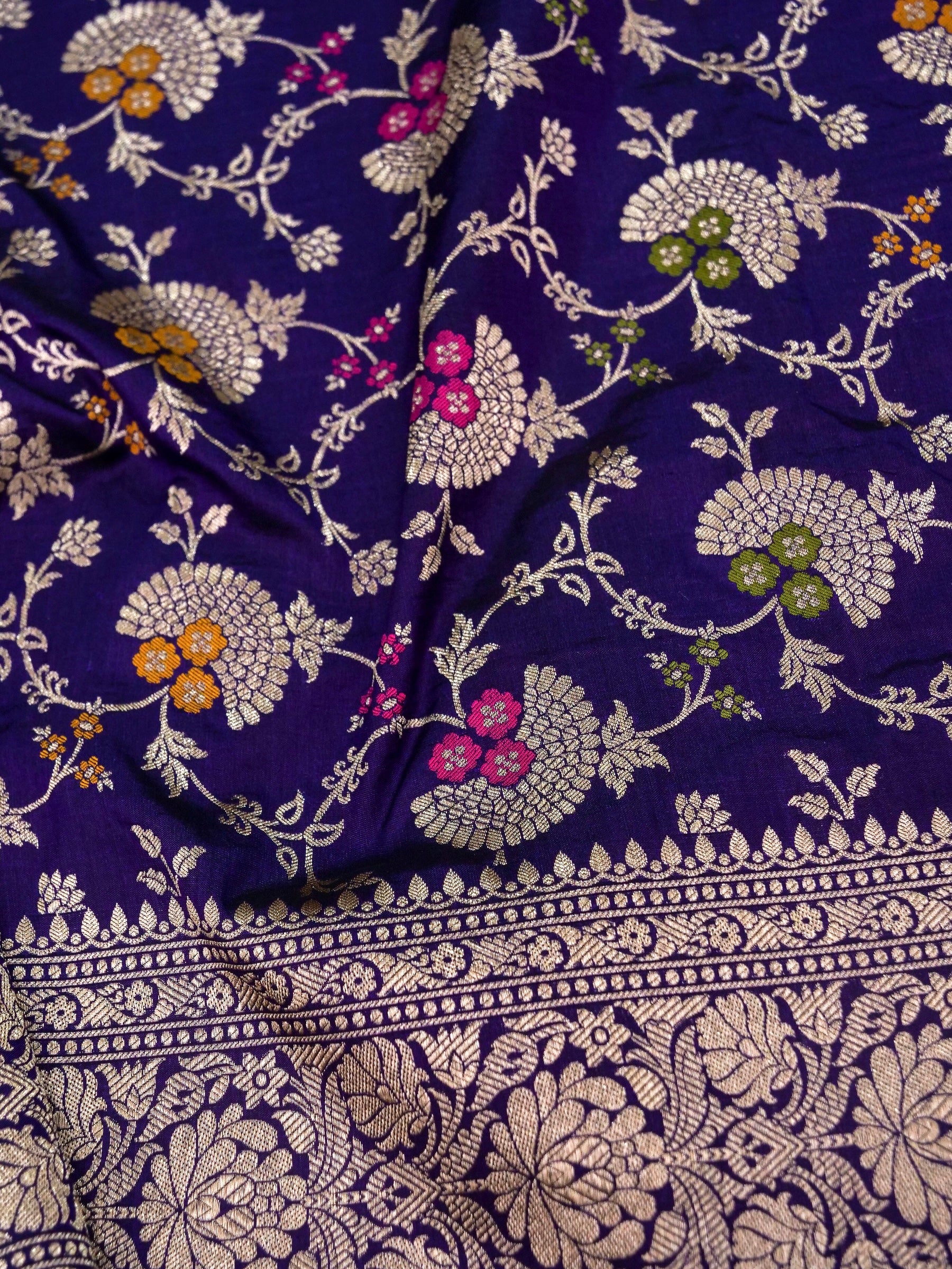 Banarasi Handloom pure katan silk Allover jari jaal design with tilfi Meena Jari patta blouse