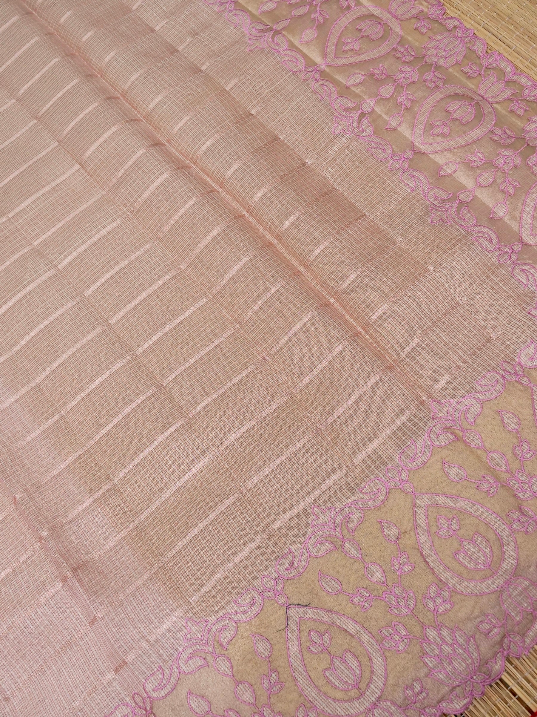 Banarasi kota tissue silk allover jari linning and embroidery aplic pallu attached applic computer embroidery border with golden tissue Blouse