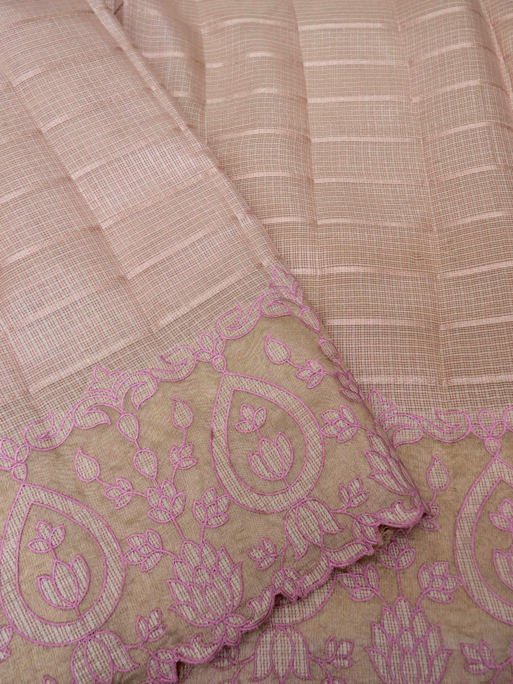 Banarasi kota tissue silk allover jari linning and embroidery aplic pallu attached applic computer embroidery border with golden tissue Blouse