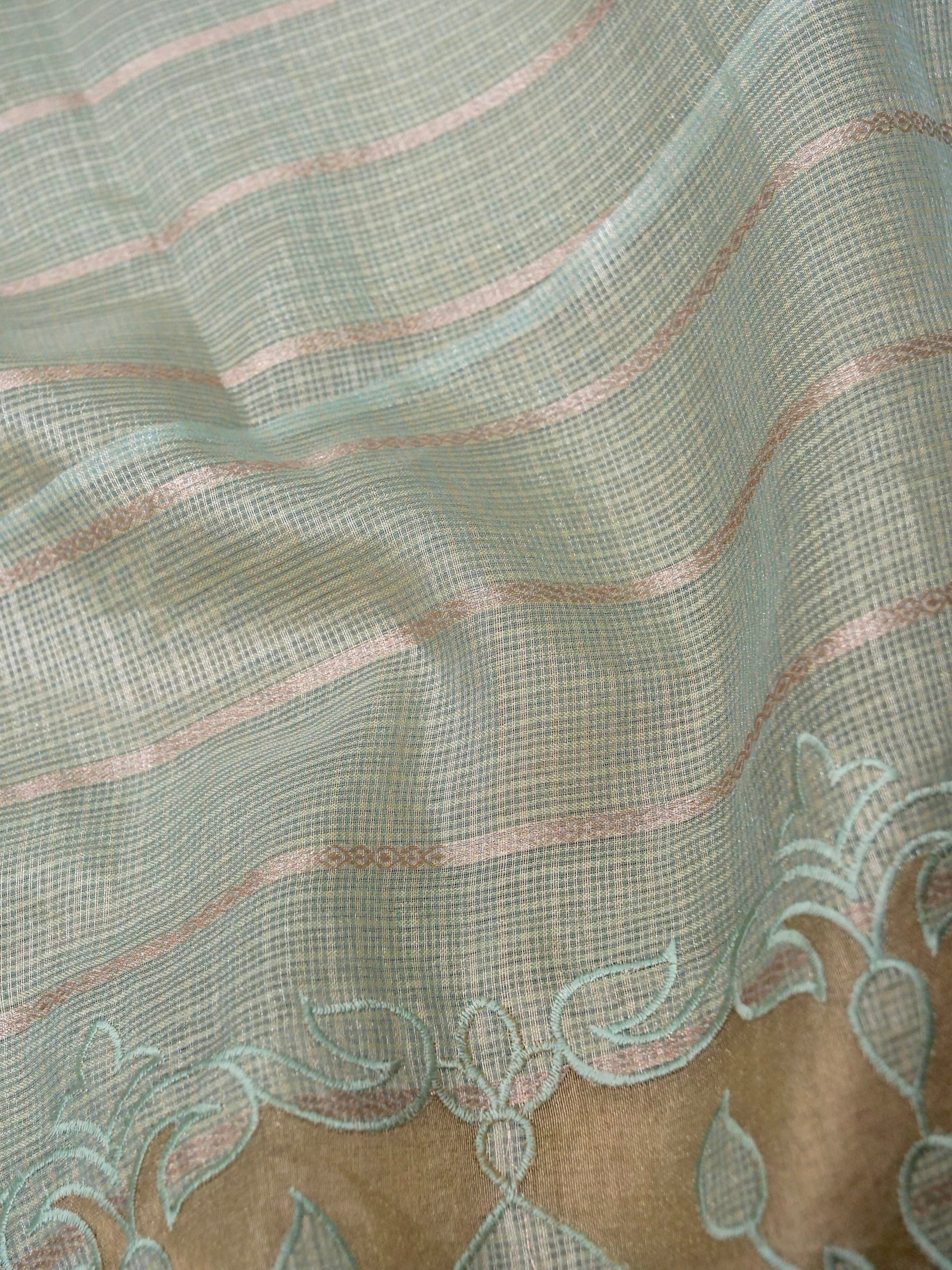 Banarasi kota tissue silk allover jari linning and embroidery aplic pallu attached applic computer embroidery border with golden tissue Blouse