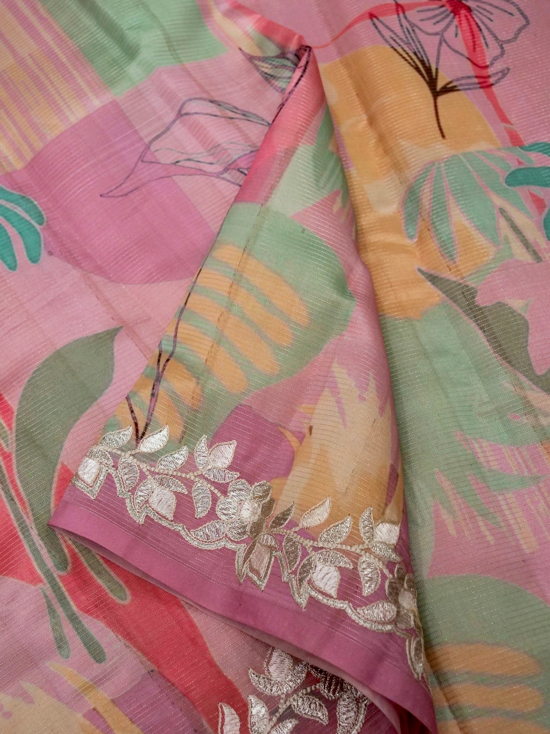 Banarasi tassar silk zari linning allover digital print fancy embroidery border with fancy zari Chek printed Blouse