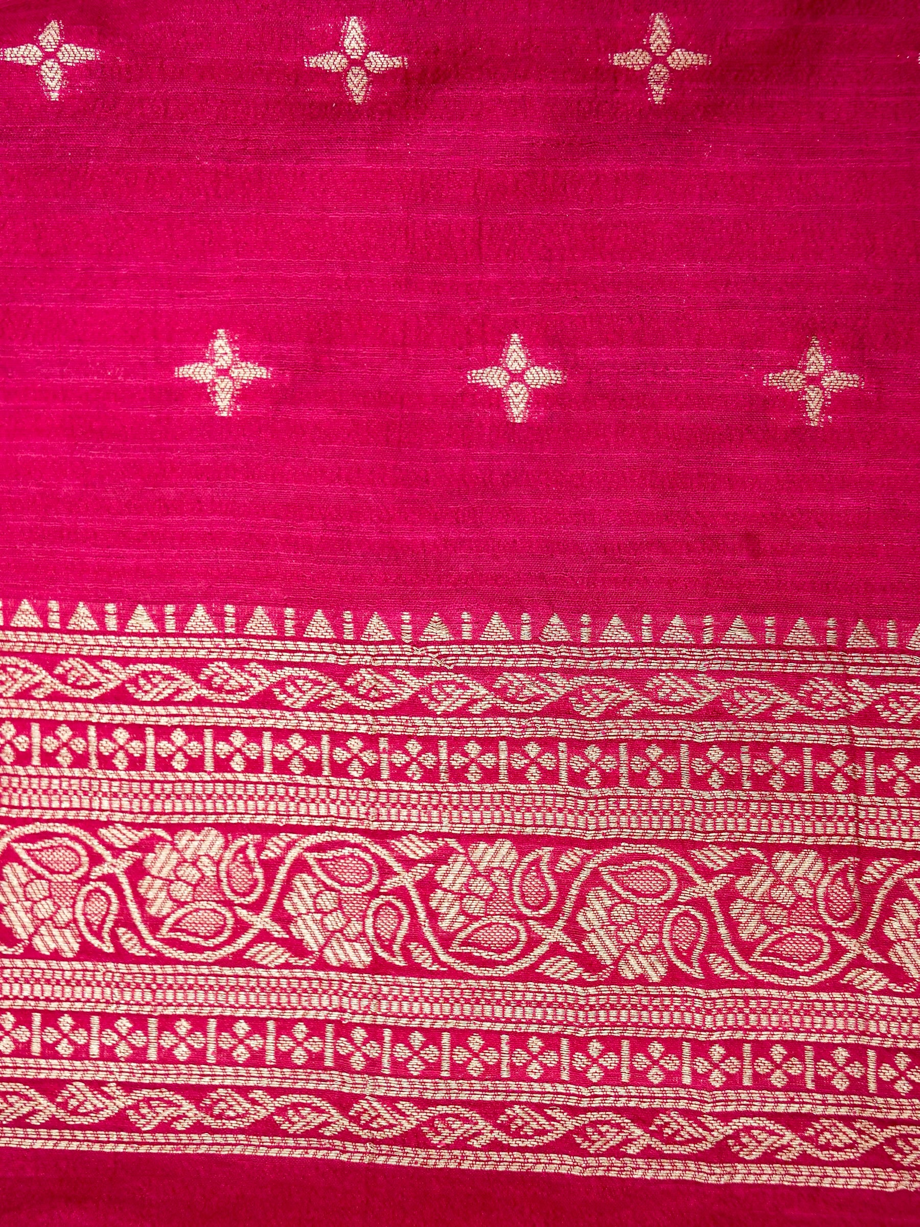 Banarasi Russian silk allover resham embroidery with Kanchi border and rich pallu attached jari buti Blouse