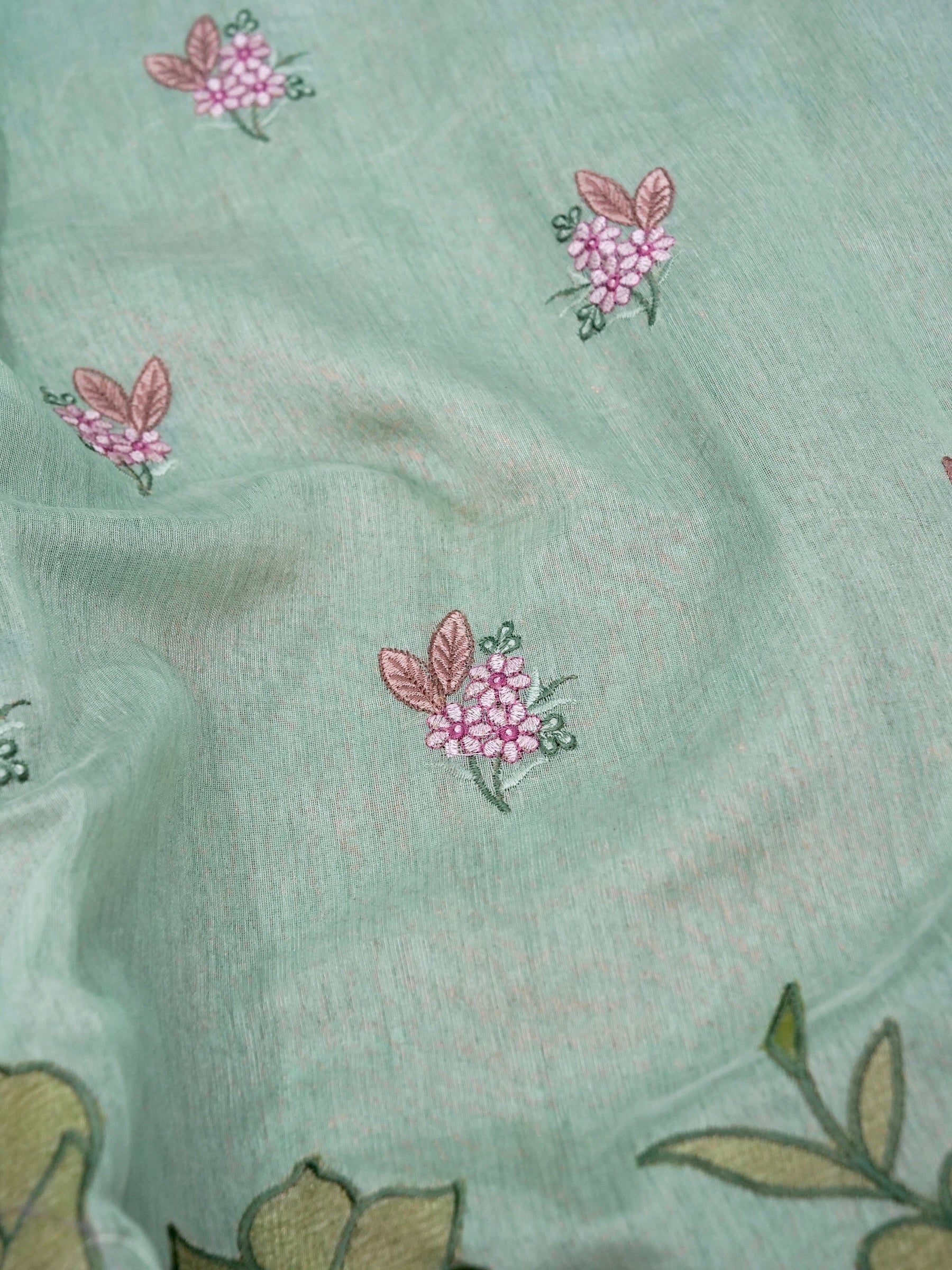 Banarasi cotton silk allover floral computer embroidery with skurt applic border attached jaquard blouse