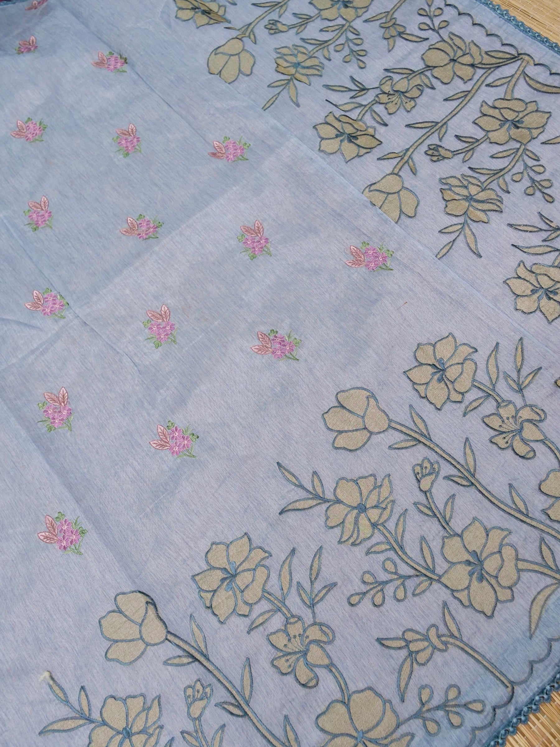 Banarasi cotton silk allover floral computer embroidery with skurt applic border attached jaquard blouse