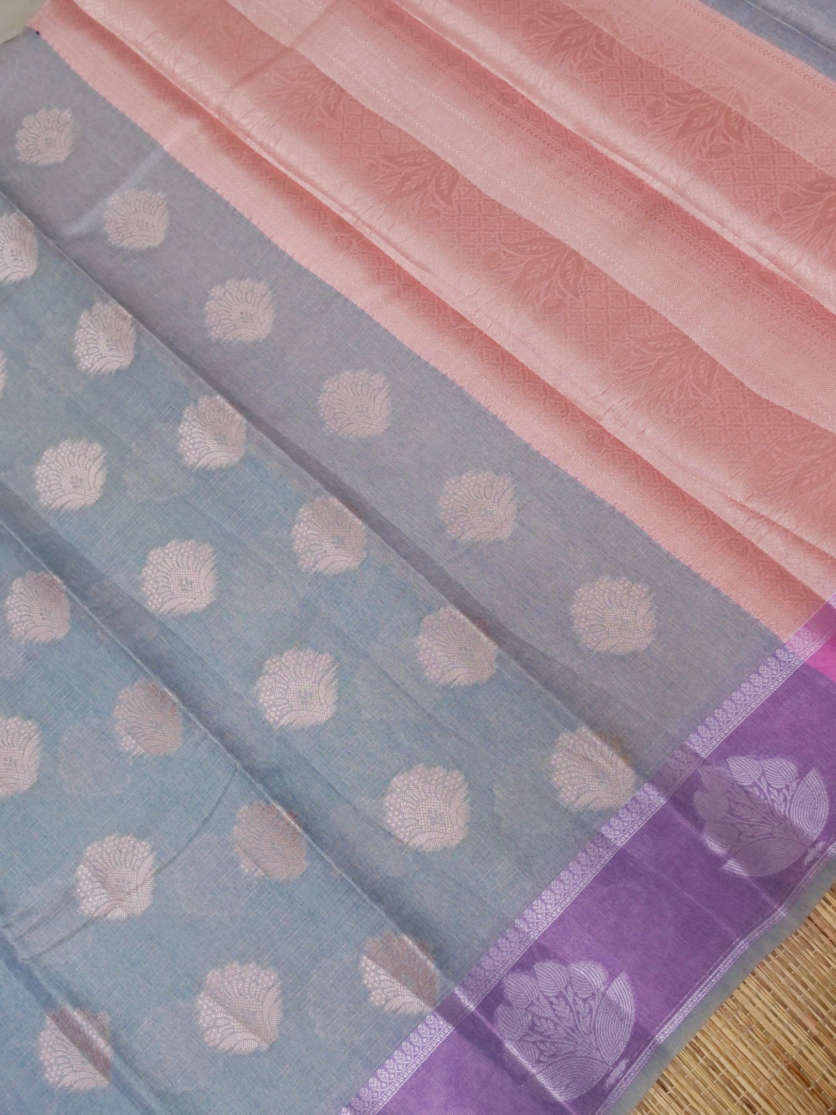 Cotton moti silk zari linning with tissue jari buta border with rich pallu and jacquard Blouse