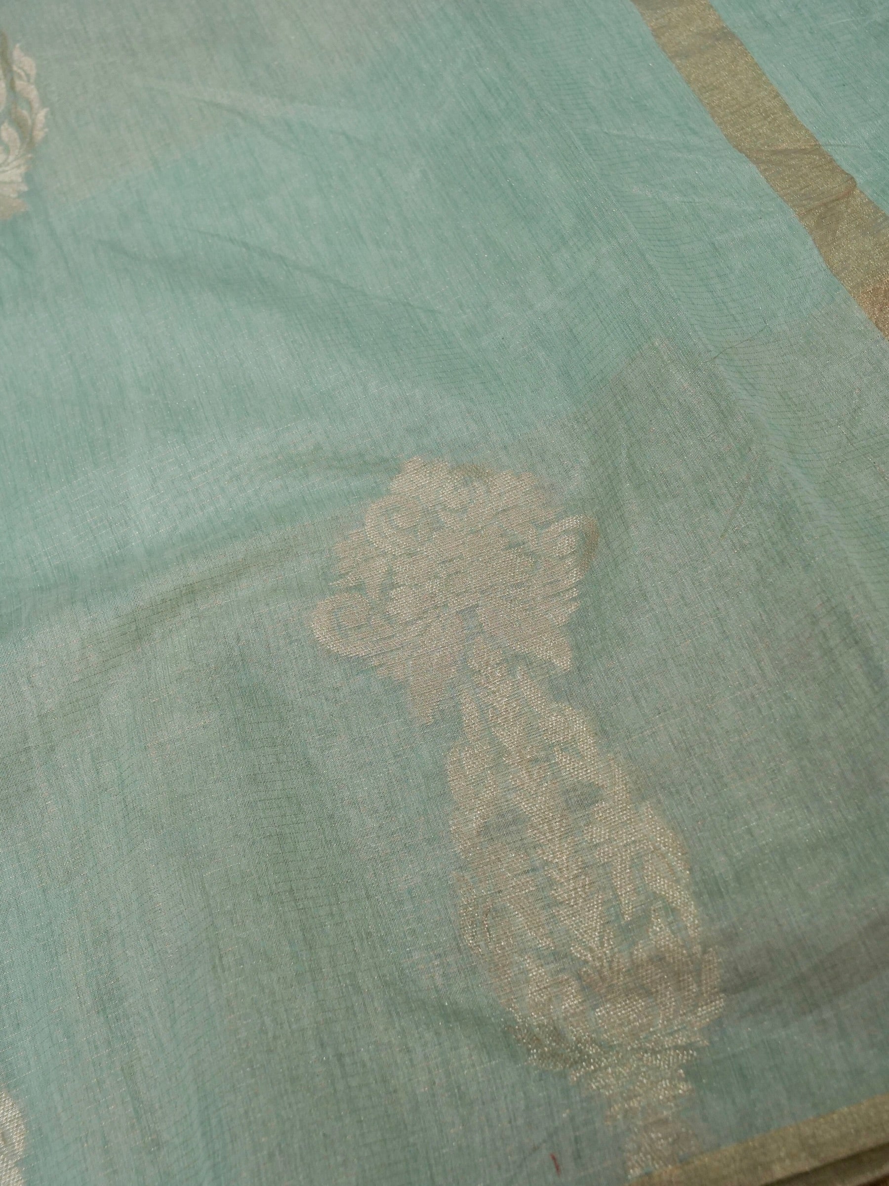 Banarasi Tassar silk zari linning skurt Buta border banarasi pallu with jacquard Blouse