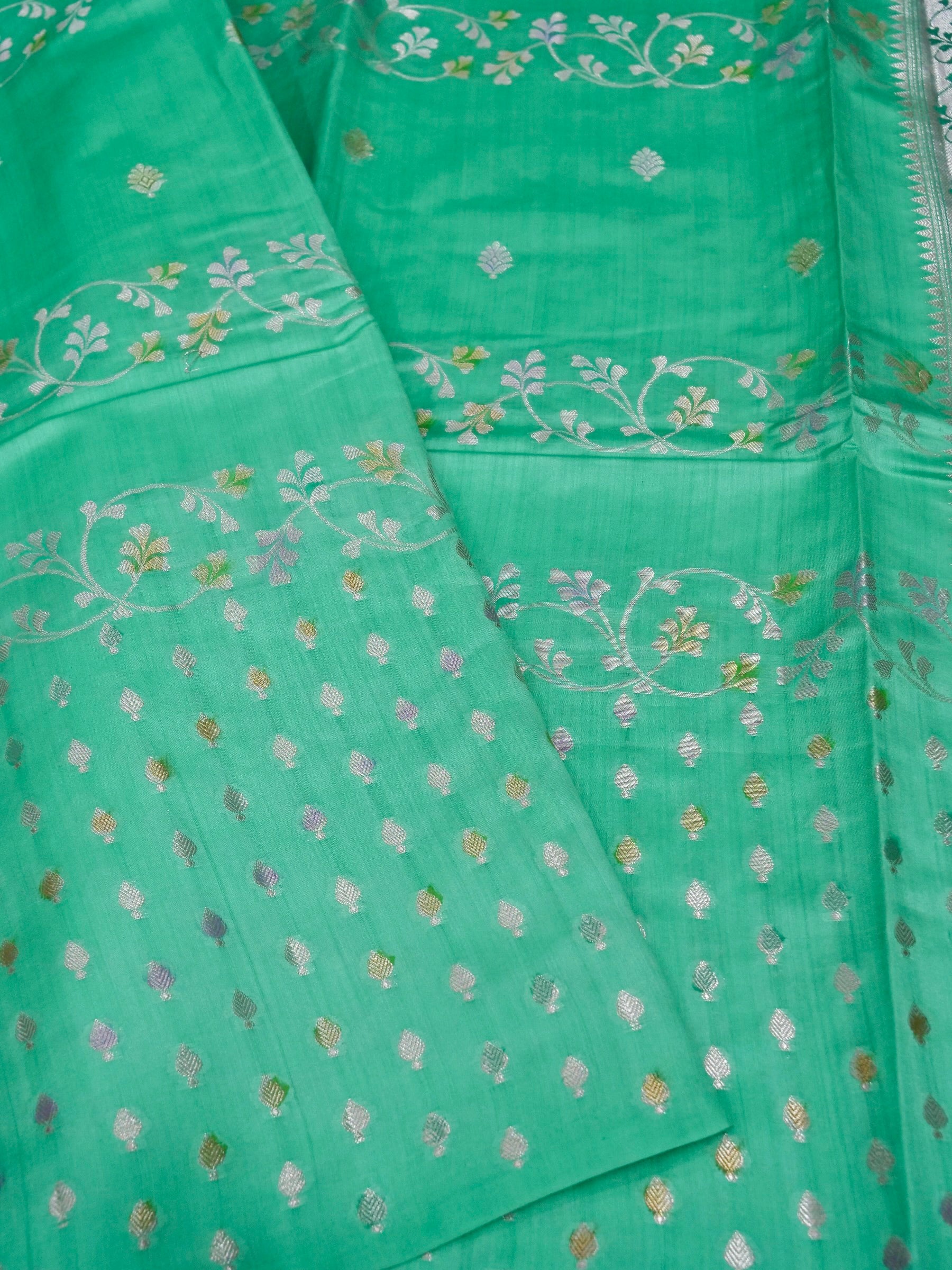 Banarasi Pure Chiniya Silk Allover Fany Floral Zari Buti Design with Hand Brushing Self Dye