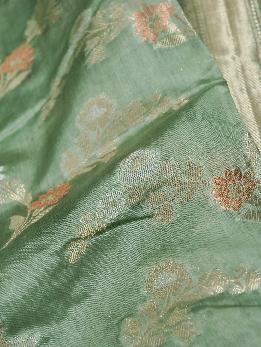Banarasi Chiniya Silk Allover Zari Buti with Small Border