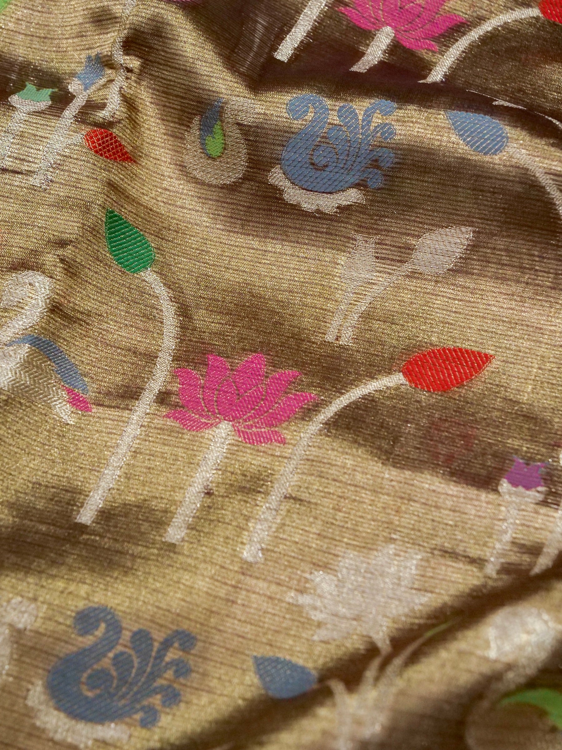 Banarasi Pure Tissue Silk with Resham Meena Attached Blouse