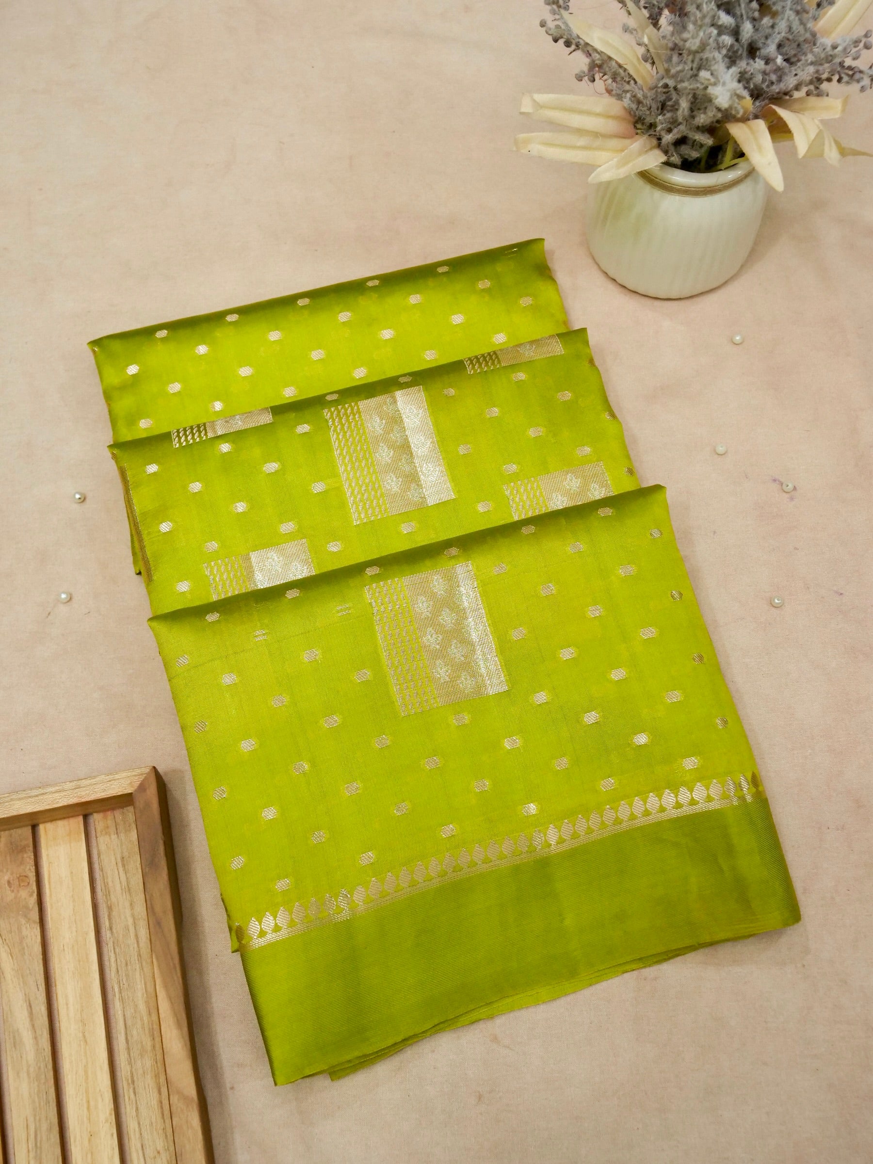 Banarasi Mango Silk Allover Zari Buti With Satan Border Saree