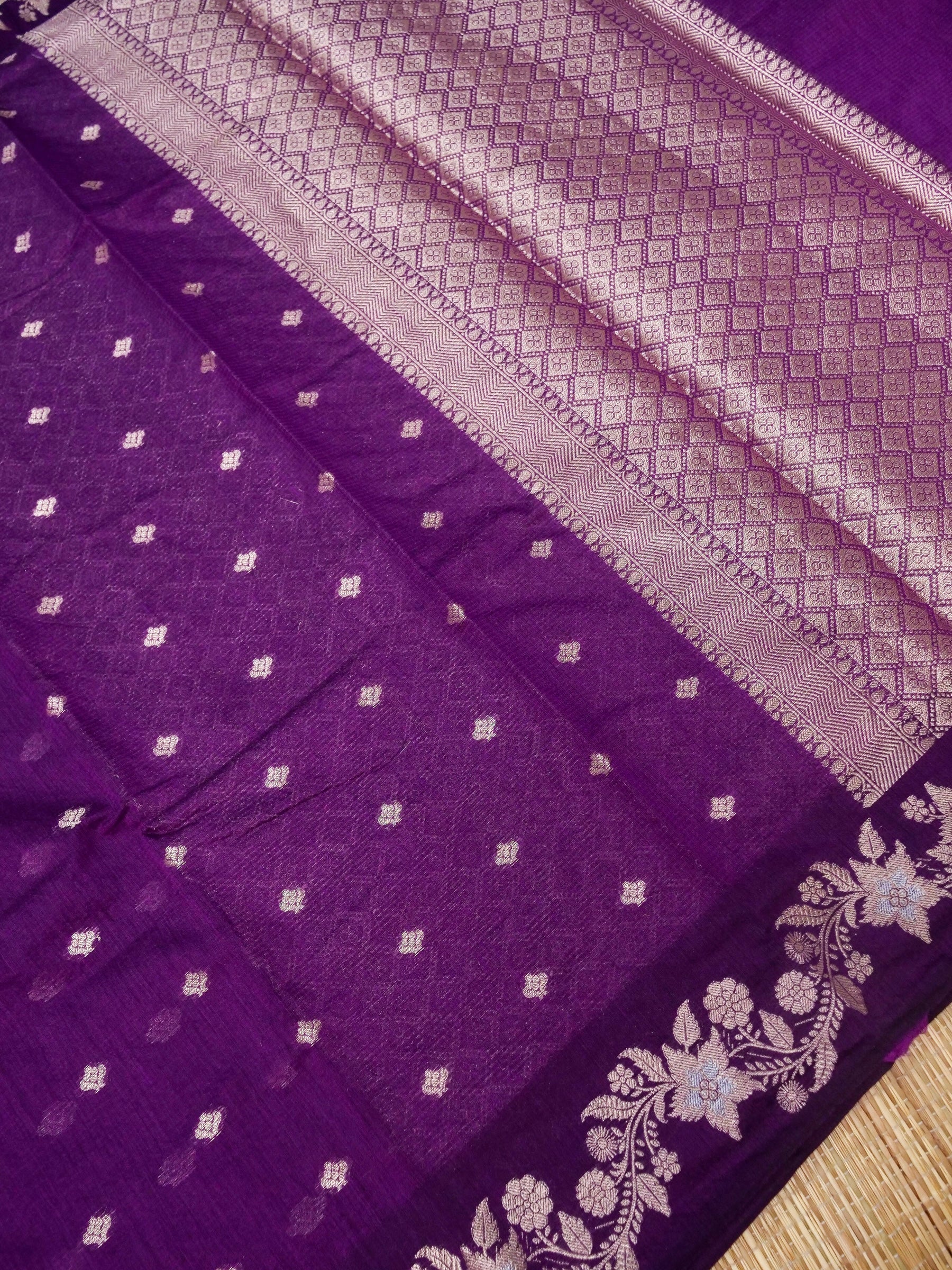 Banarasi Mangalgiri cotton silk allover jari buti with floral lahariya jari Meena border rich pallu with jacquard Blouse