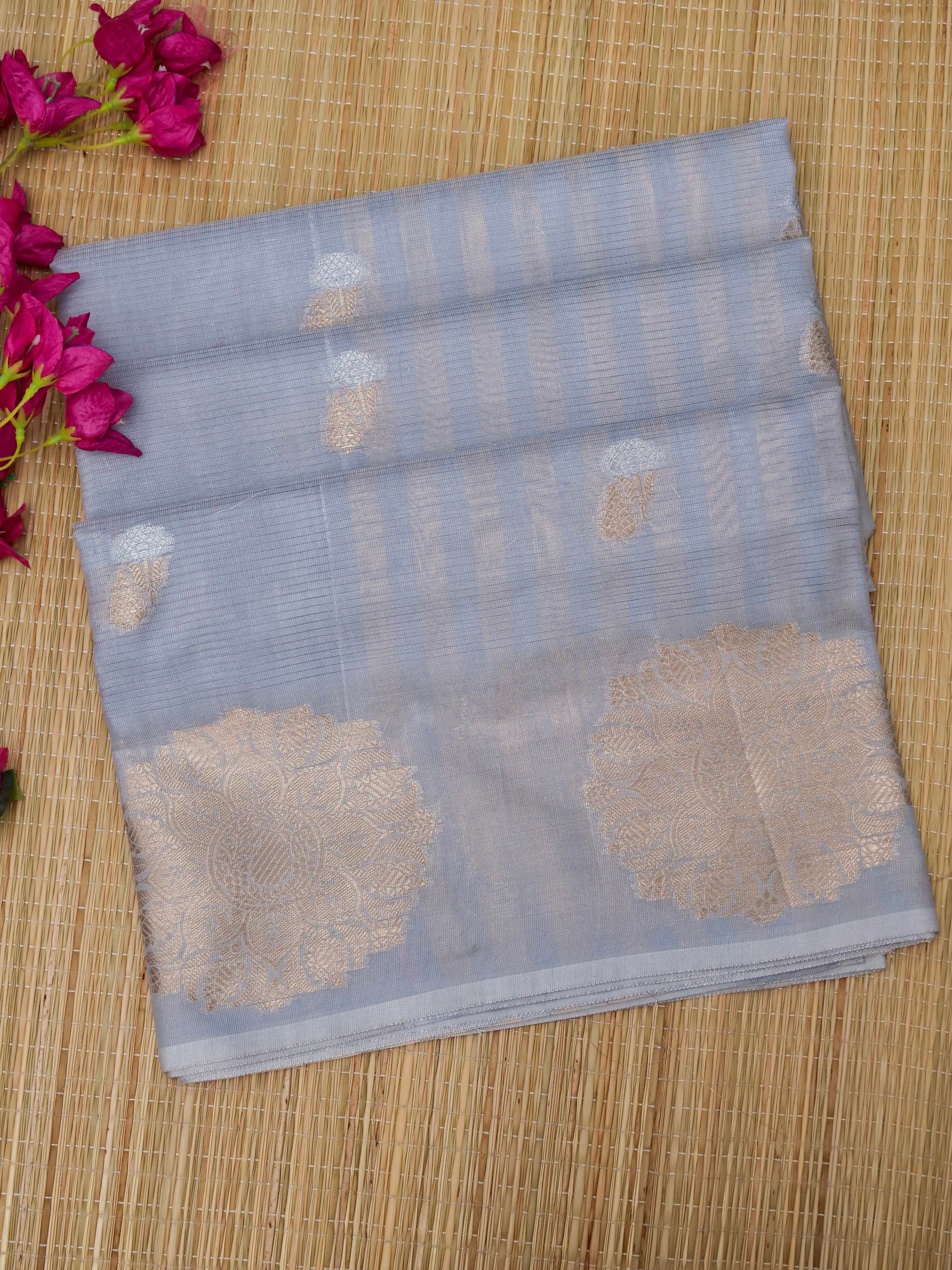 Banarasi Mangalgiri cotton silk allover jari meena buti with buta border  with linning Blouse 