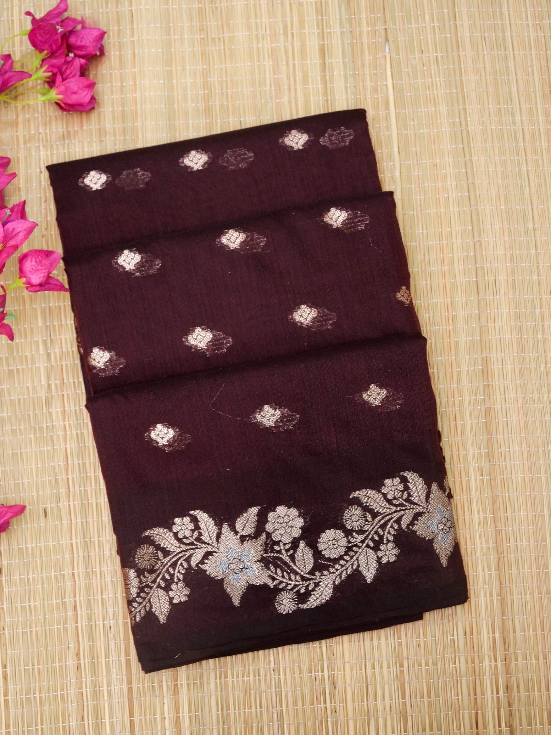 Banarasi Mangalgiri cotton silk allover jari buti with floral lahariya jari Meena border rich pallu with jacquard Blouse