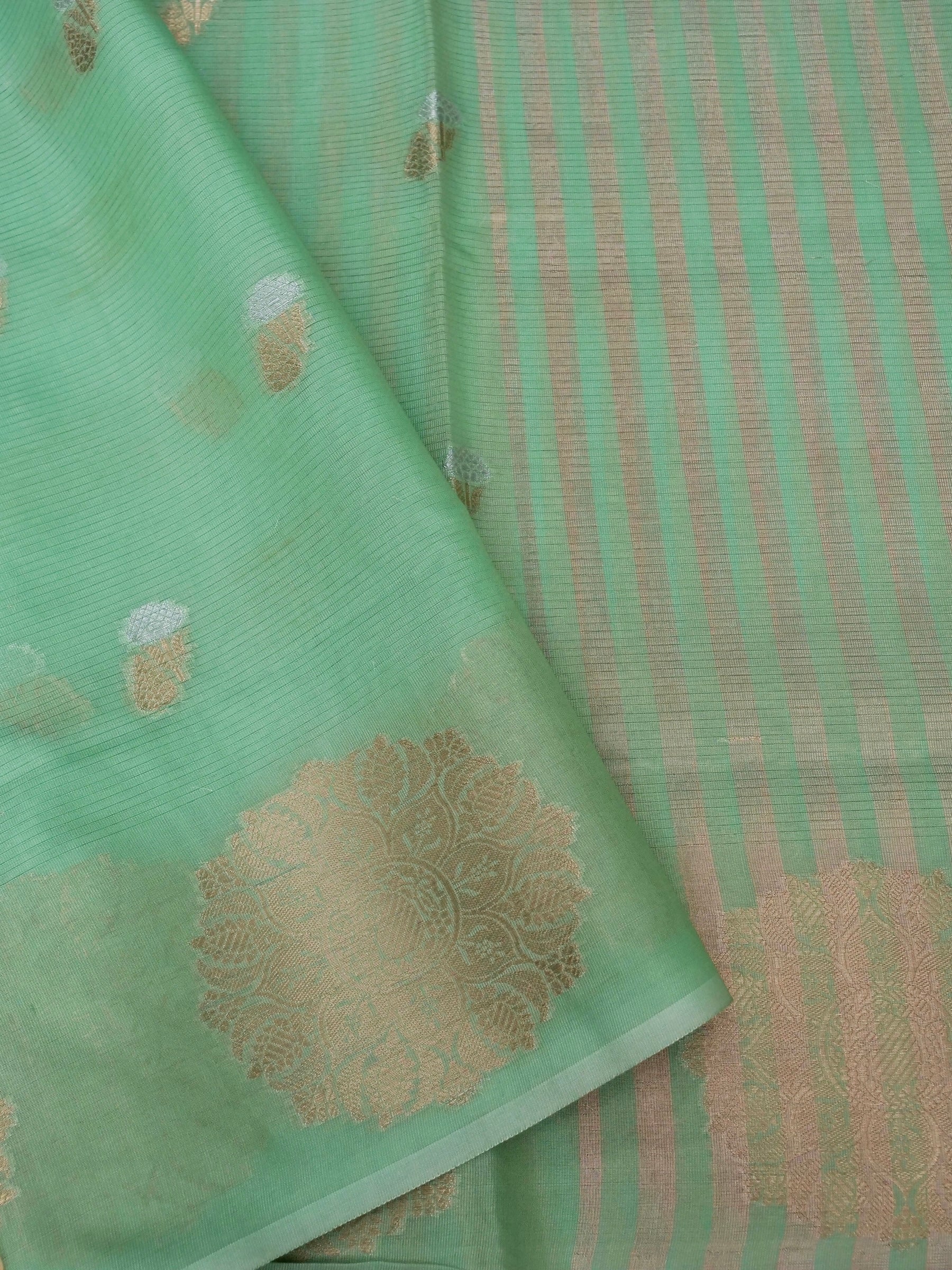 Banarasi Mangalgiri cotton silk allover jari meena buti with buta border  with linning Blouse 
