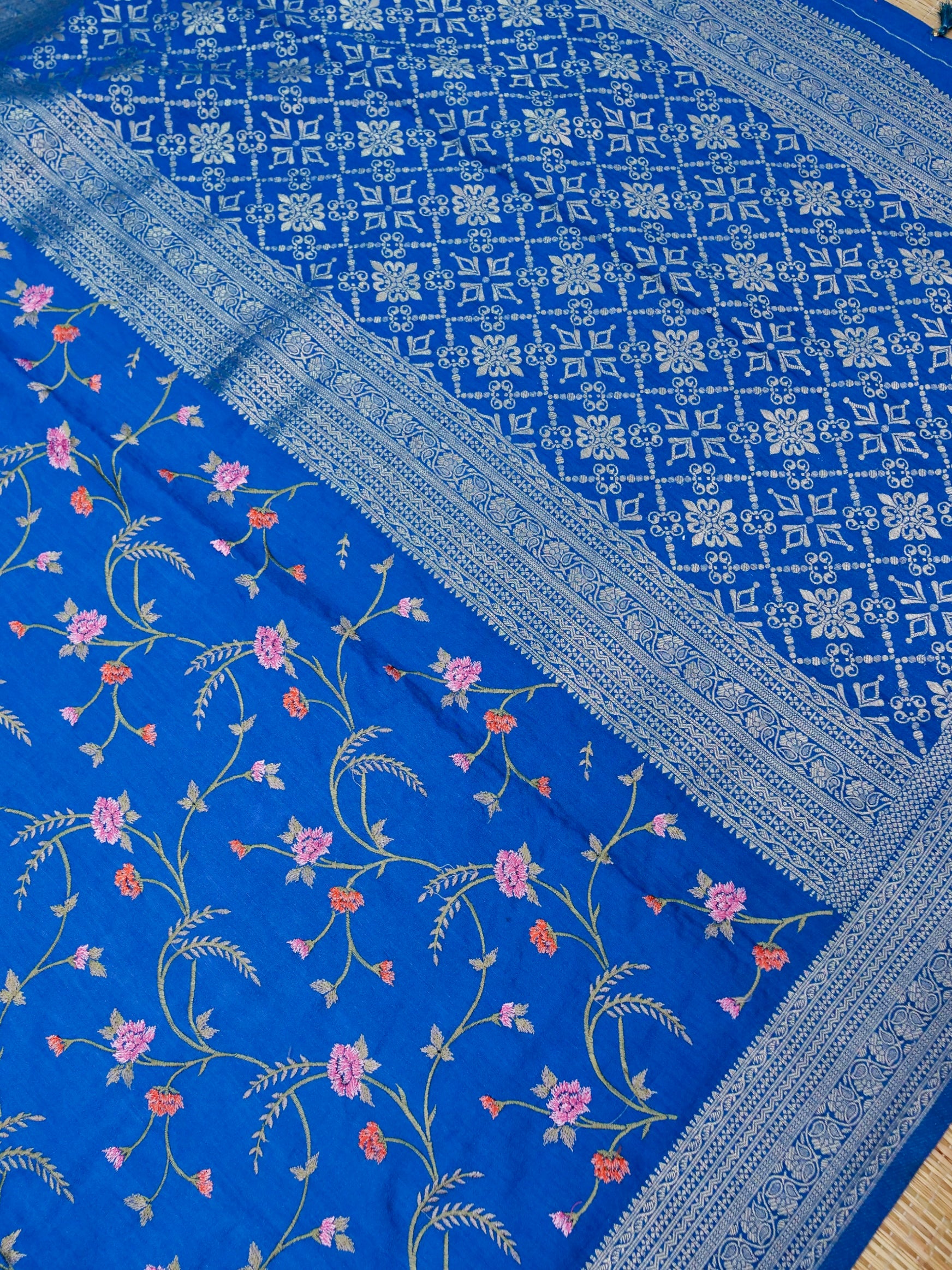 Banarasi Russian silk allover resham embroidery with Kanchi border and rich pallu attached jari buti Blouse