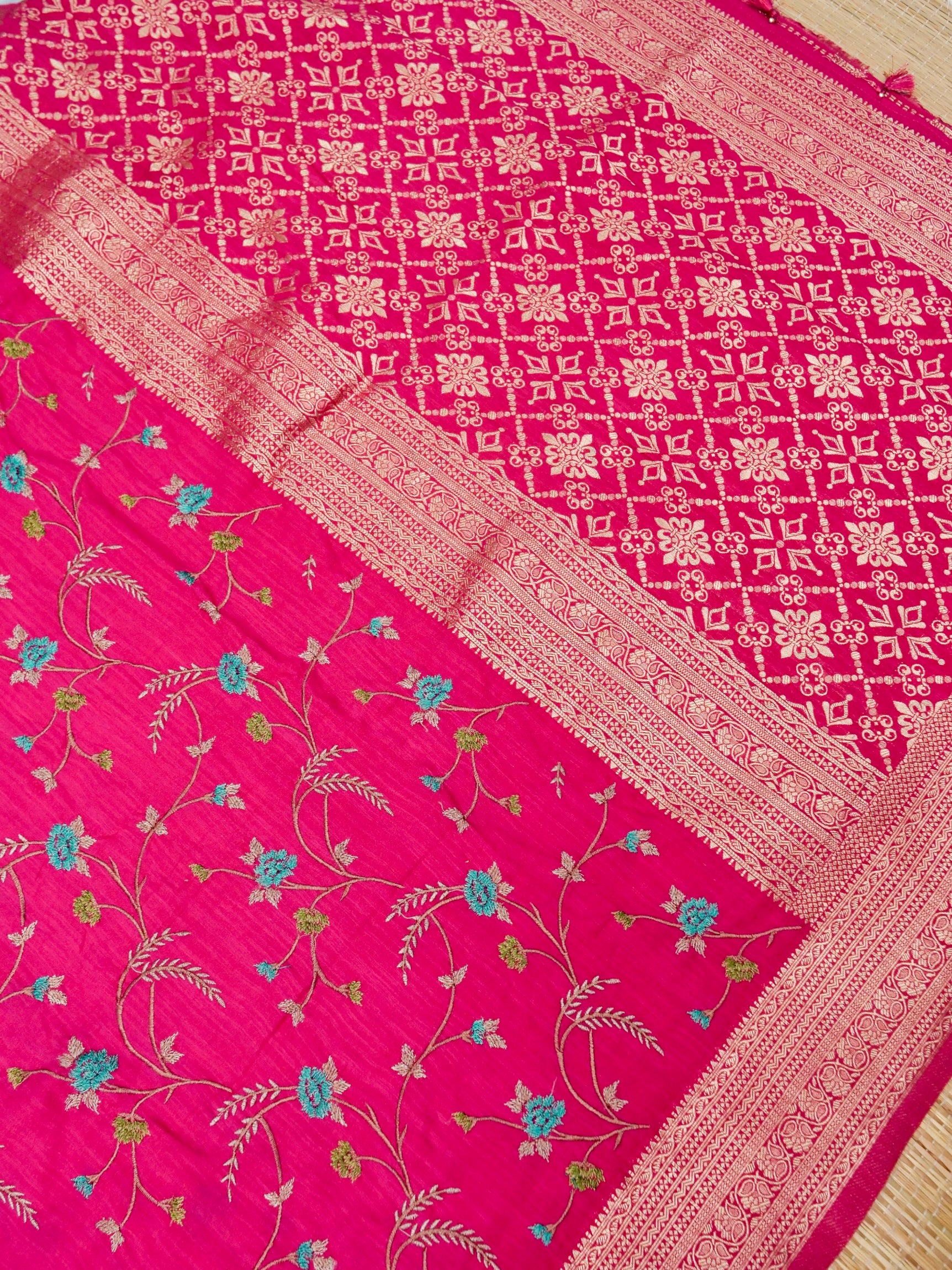 Banarasi Russian silk allover resham embroidery with Kanchi border and rich pallu attached jari buti Blouse