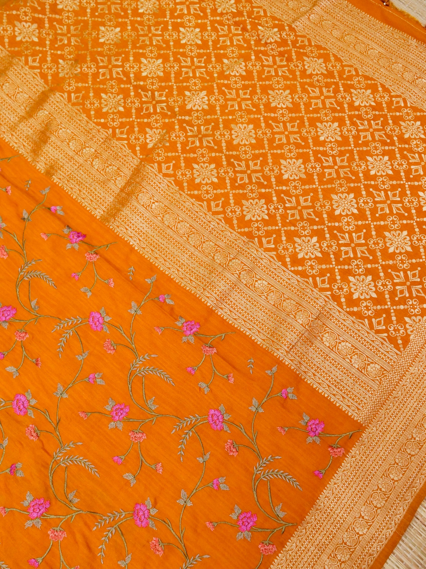 Banarasi Russian silk allover resham embroidery with Kanchi border and rich pallu attached jari buti Blouse