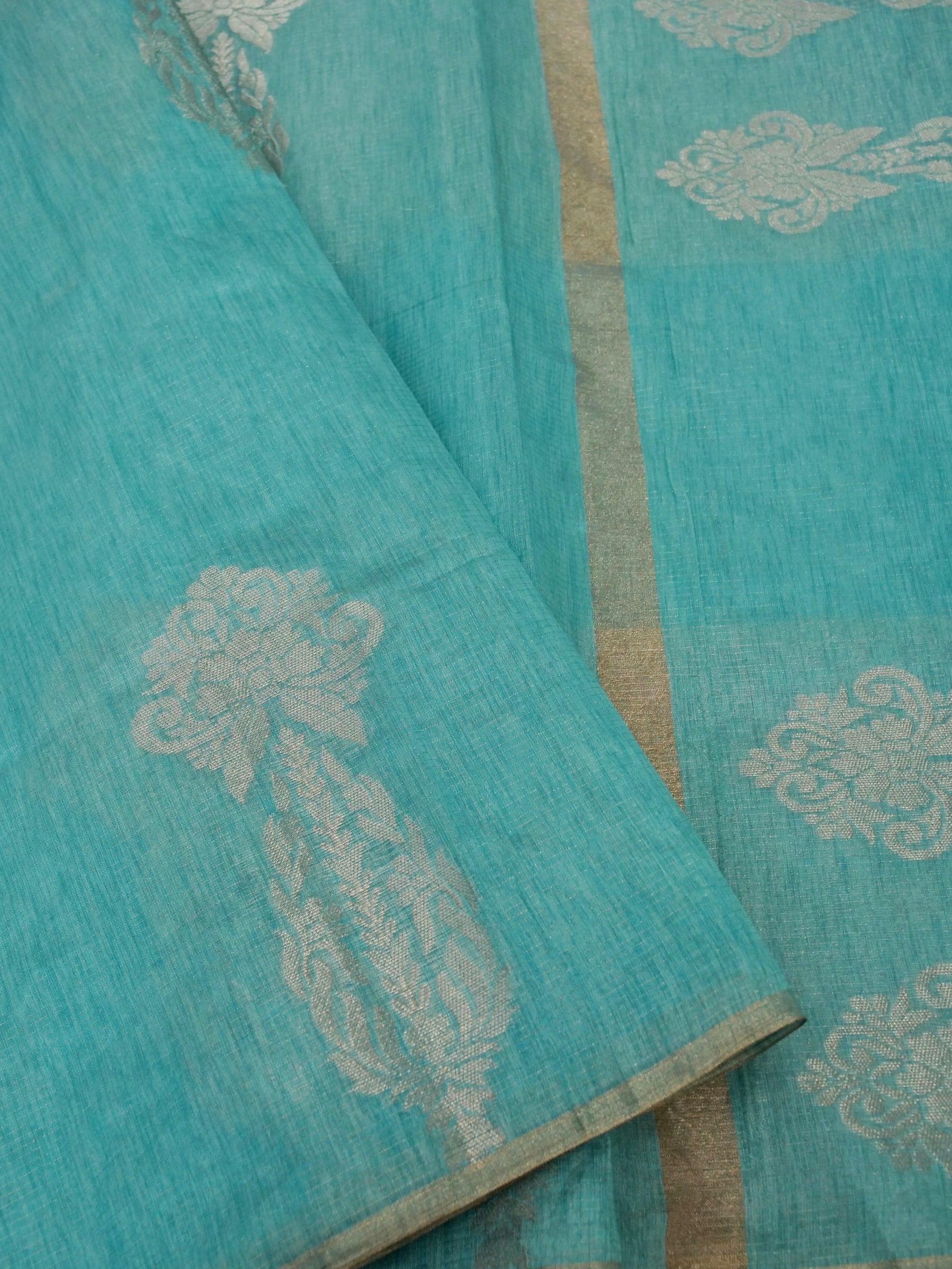 Banarasi Tassar silk zari linning skurt Buta border  banarasi pallu with jacquard Blouse