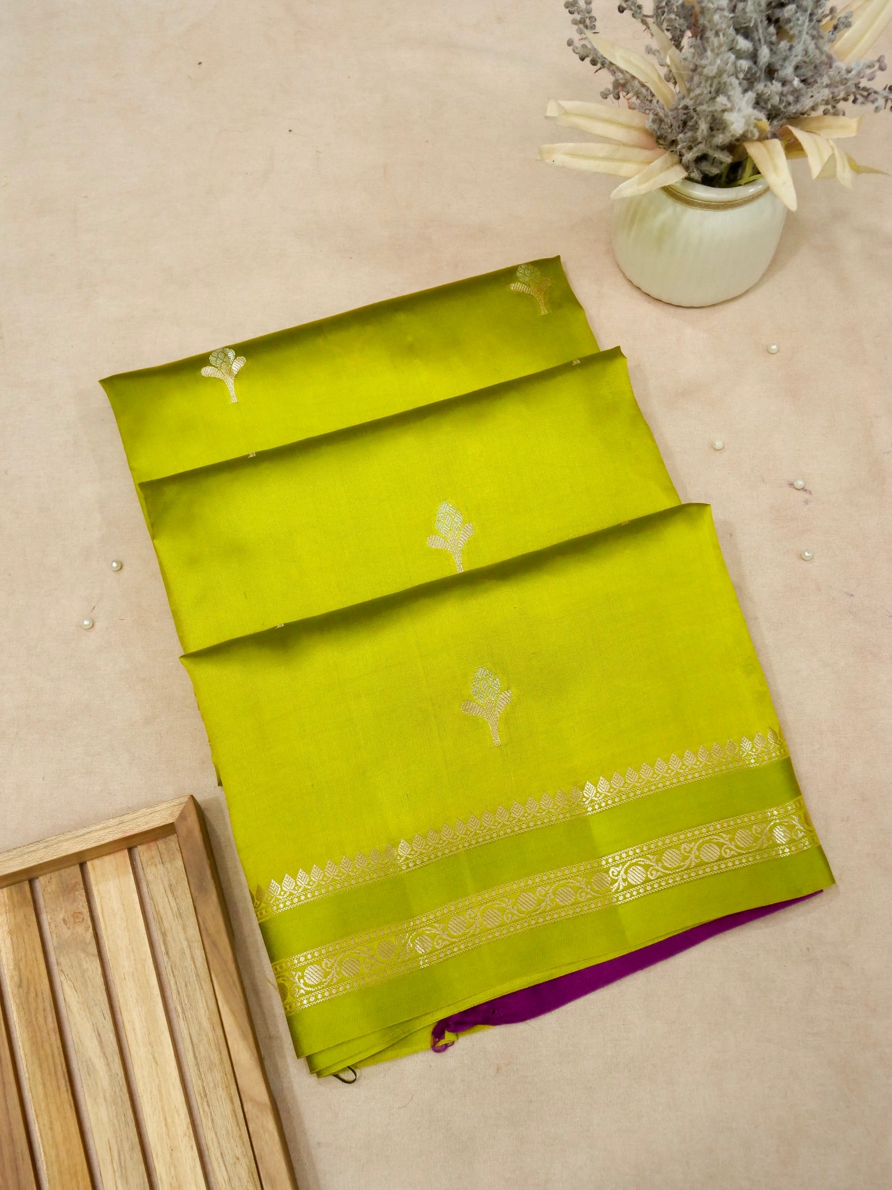 Banarasi Pure Mango Silk Allover Sona Rupa Zari Buti  Design with Satan Patta Attached