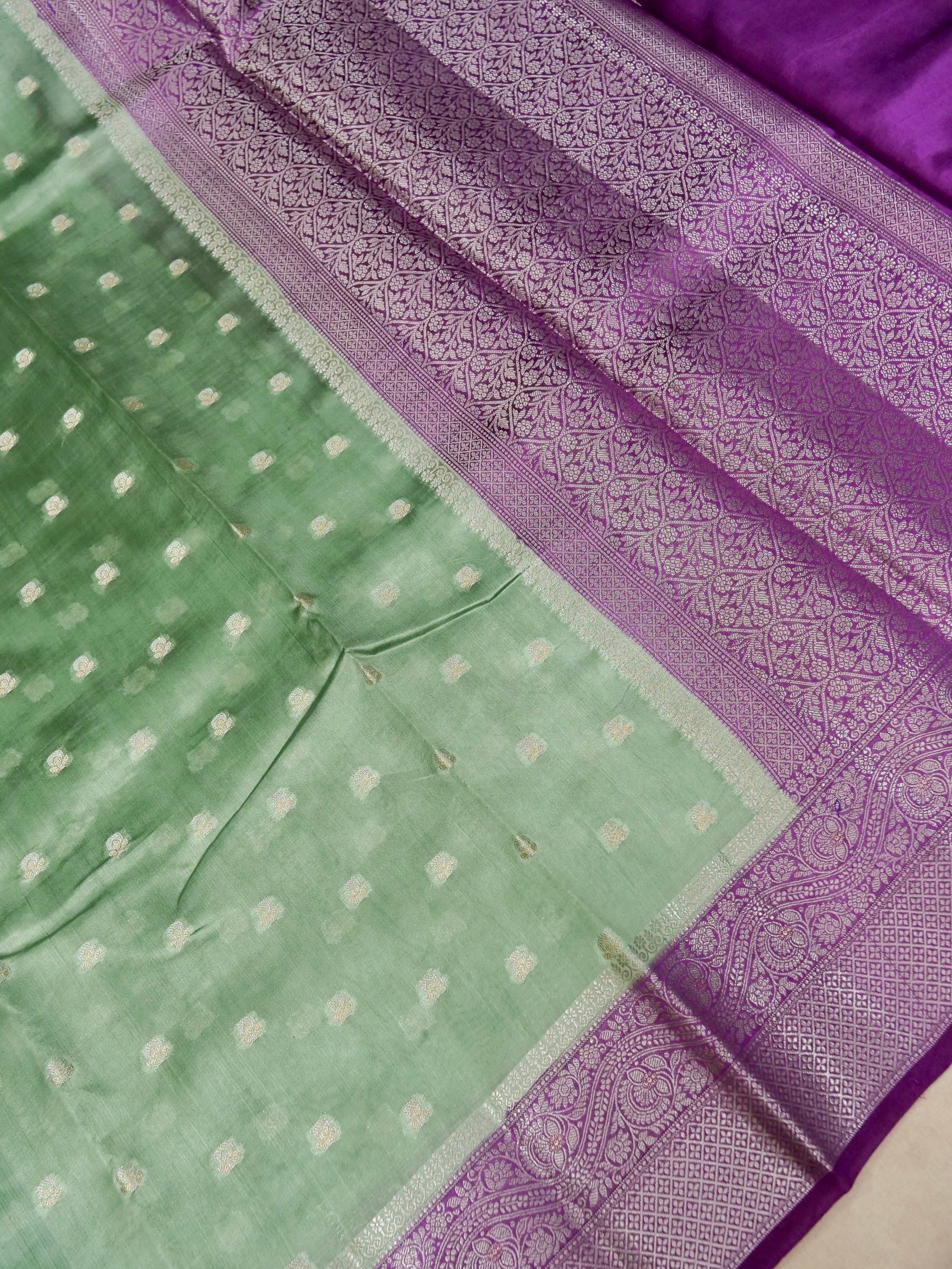 Banarasi Pure Mango Silk Allover Silver Zari Buti with Contrast blouse