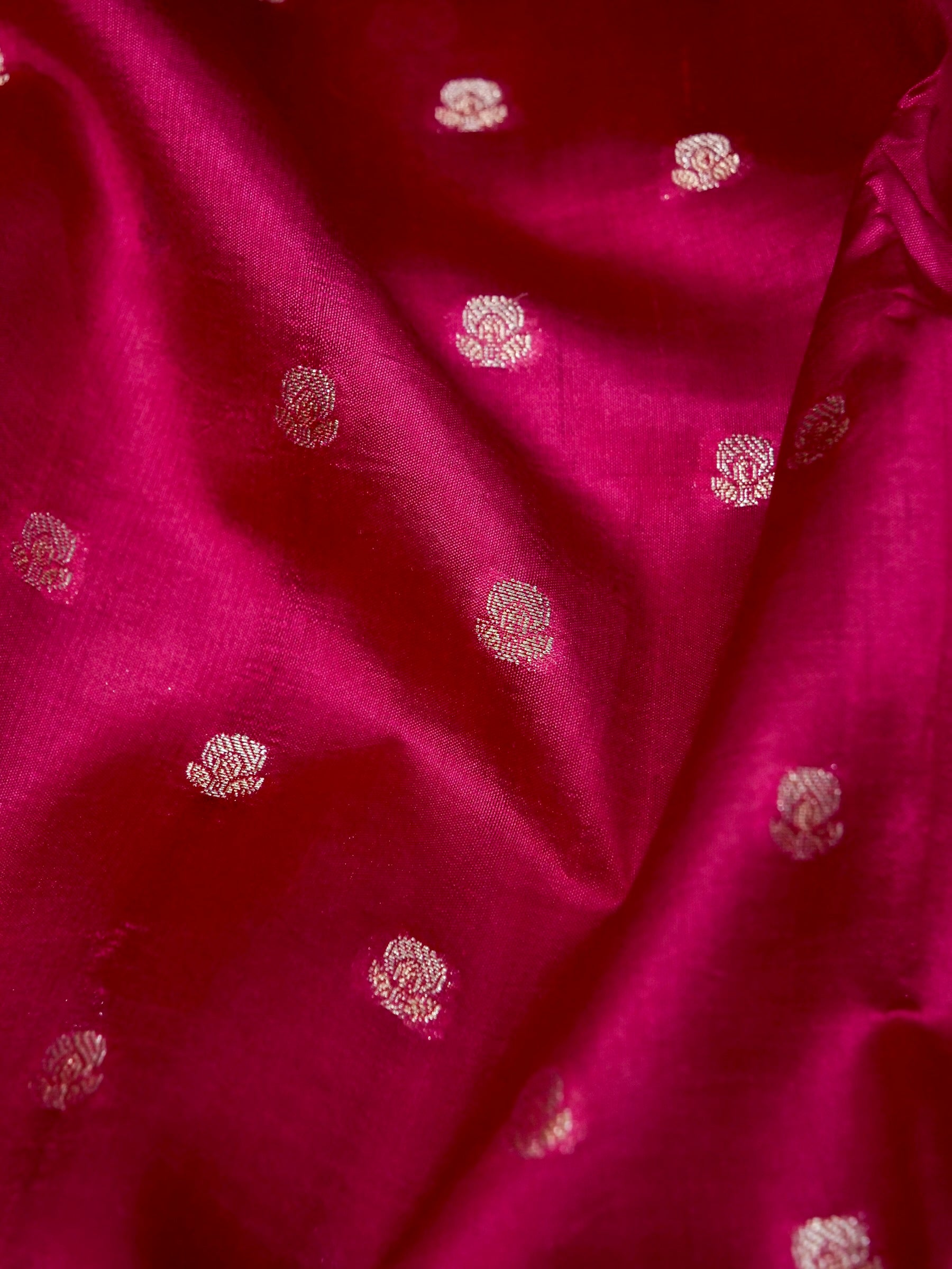 Banarasi Pure Mango Silk Allover Rupa Sona Zari Buti Design Light Weight with Attached Contrast Blouse