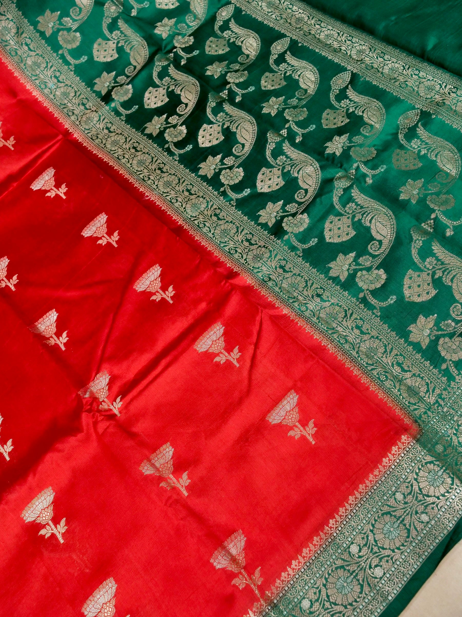 Banarasi Pure Mango Silk Allover Sona Rupa Floral Zari Buti with Contrast Dye