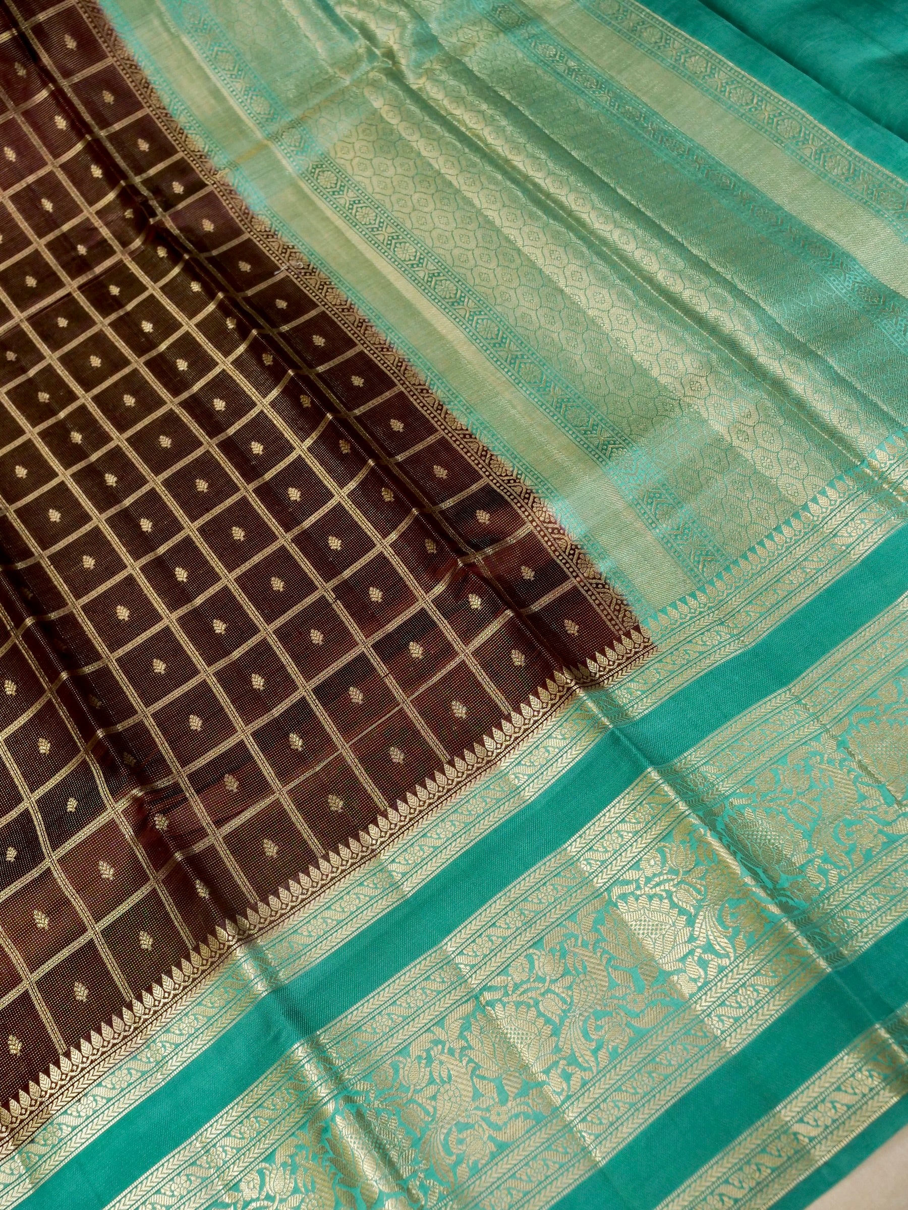 Banarasi Pure Mango Silk Contrast Dye with Zari Chek Design and Zari Dot Allover